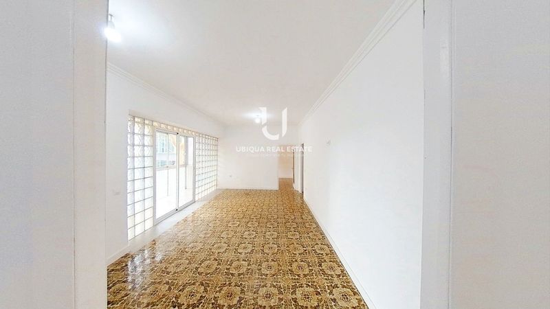 Piso en venta Barcelona. Ref: 1238. Ubiqua Real Estate