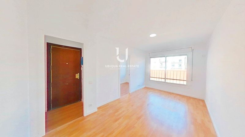 Piso en venta Barcelona. Ref: 1250. Ubiqua Real Estate