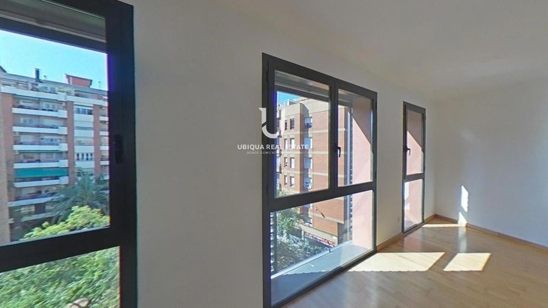Piso en venta Barcelona. Ref: 1253. Ubiqua Real Estate