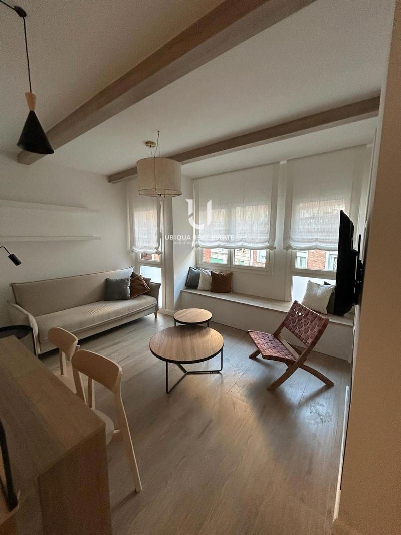 Flat for rent Barcelona. Ref: 1271. Ubiqua Real Estate