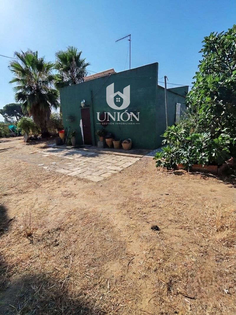 Chalet Independiente en venta Sevilla. Ref: 1023. UNION GESTION INMOBILIARIA