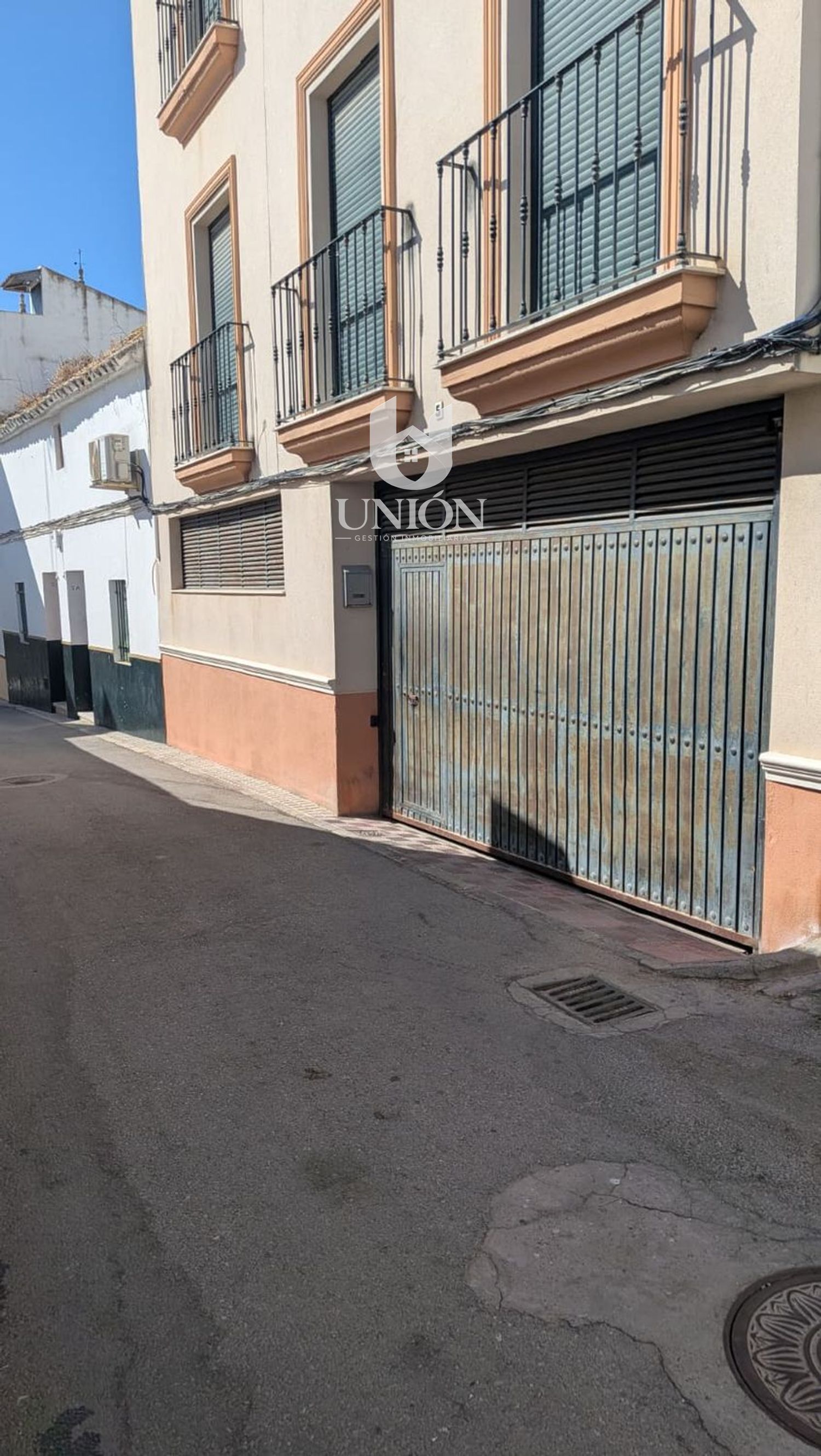 PLAZA DE GARAJE CON CAPACIDAD PARA COCHE Y MOTO - Foto 8