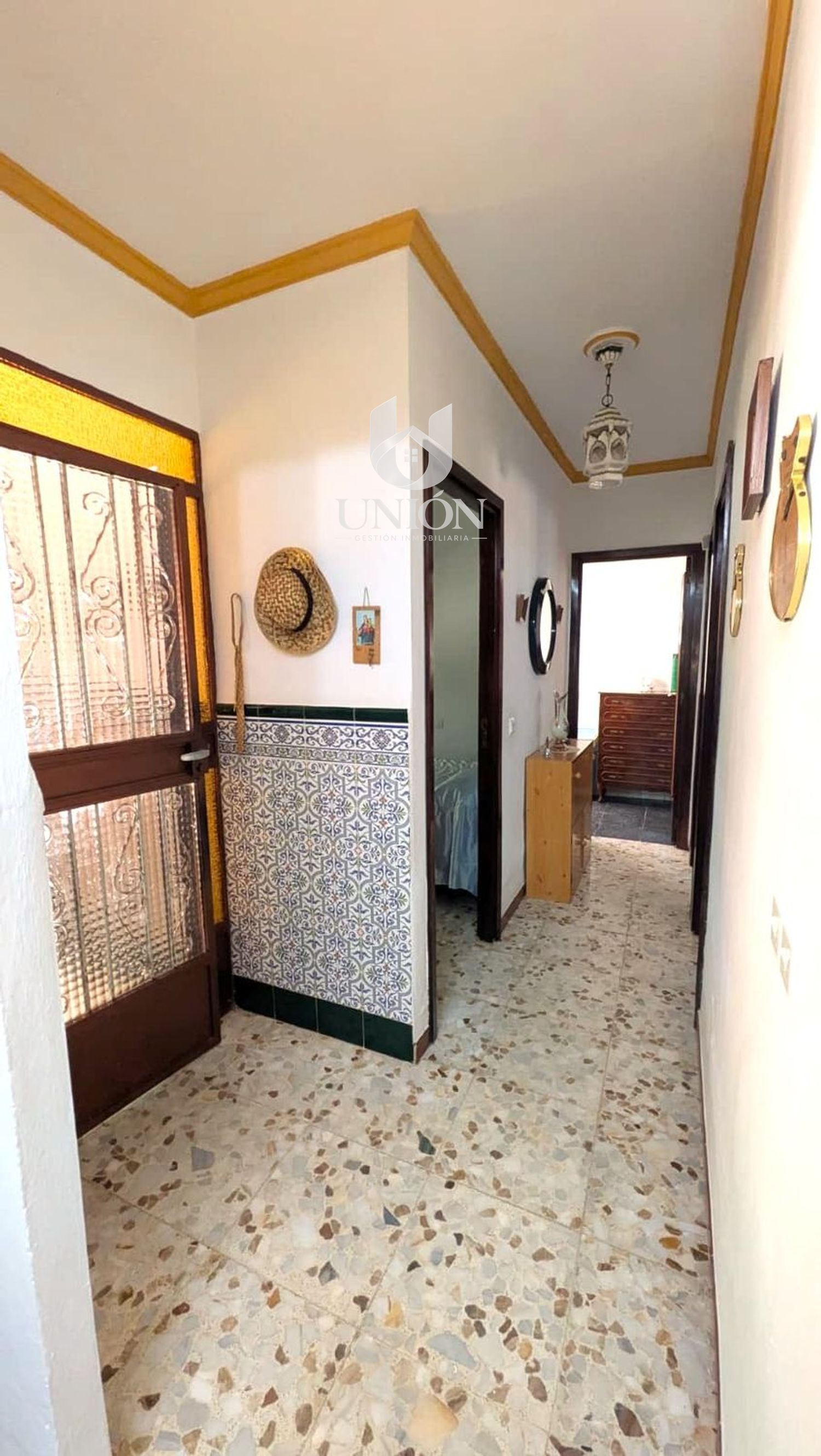 CHALET EN LA ZONA DE 