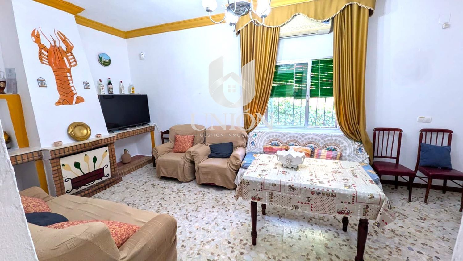 CHALET EN LA ZONA DE 
