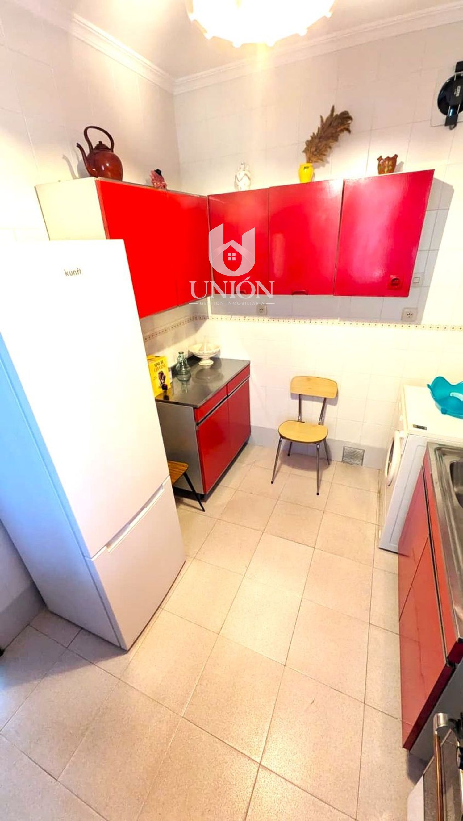 CHALET EN LA ZONA DE 