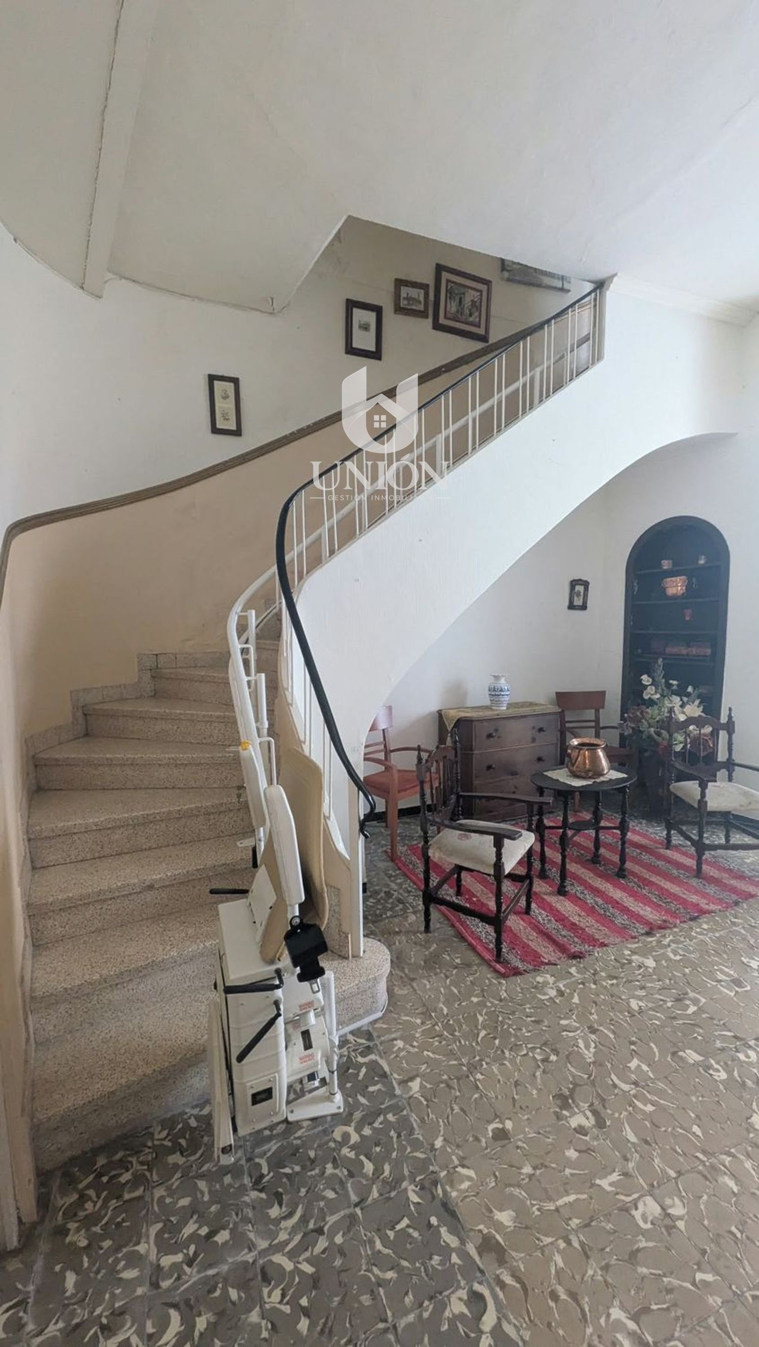 CASA CÉNTRICA EN MORÓN DE LA FRONTERA - Foto 2
