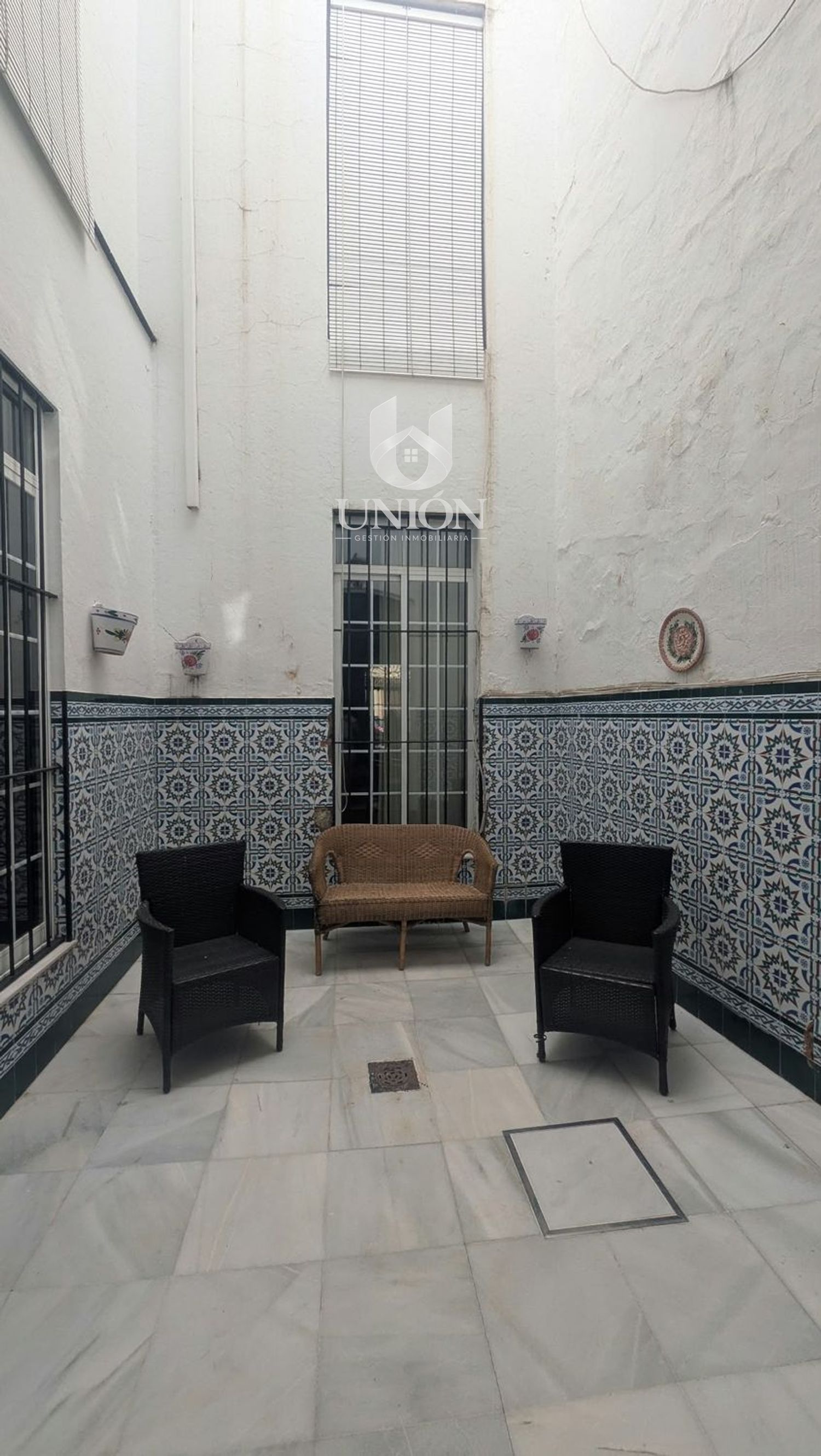 CASA CÉNTRICA EN MORÓN DE LA FRONTERA - Foto 4