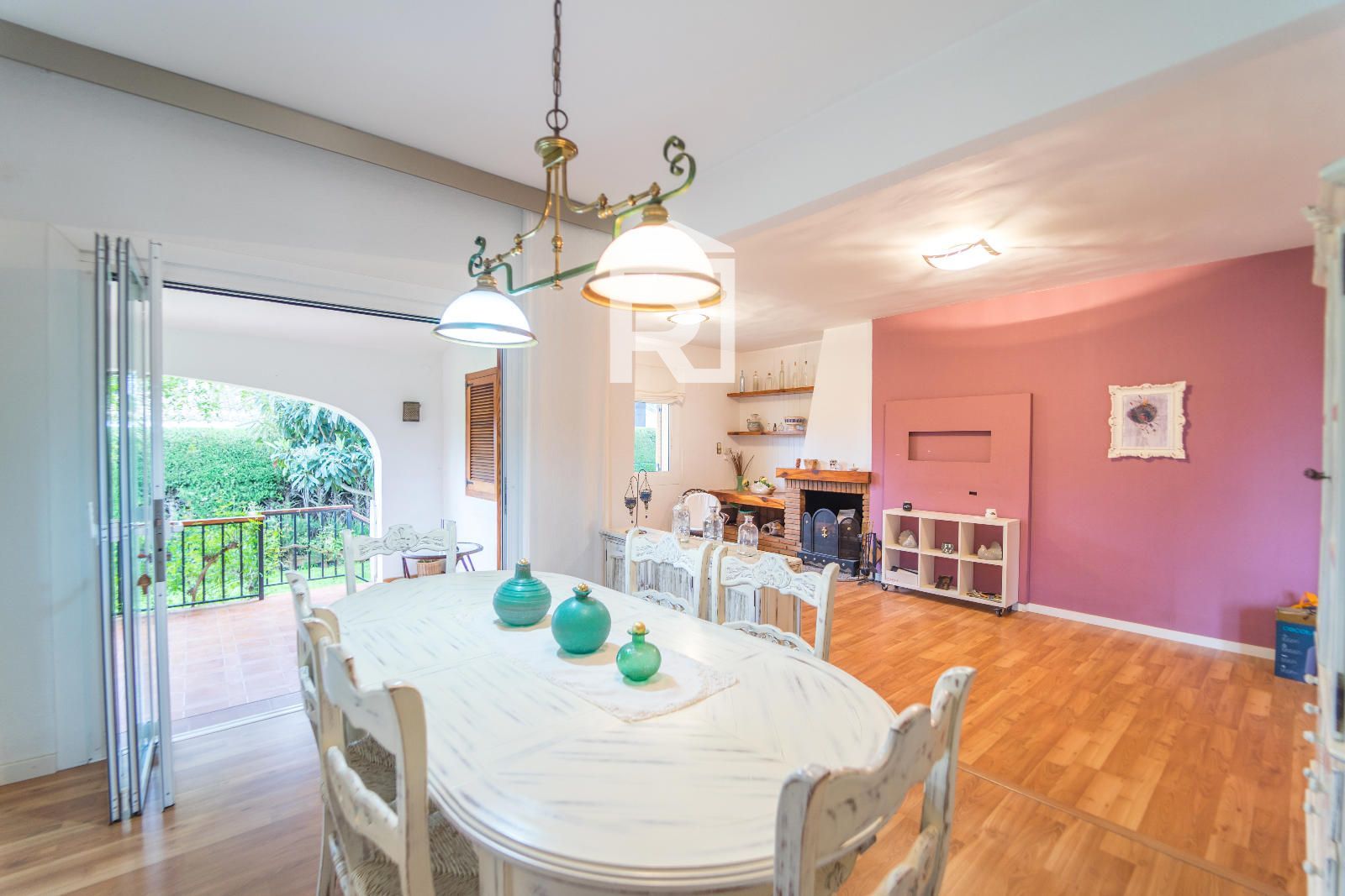 Chalet Independiente en venta Picassent, Valencia. Ref: 2686. REAL URBE