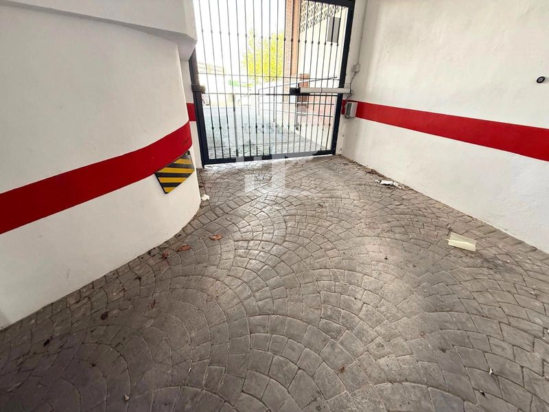 Garaje en venta Motril, Granada. Ref: 1407. Urbesa Inmobiliaria