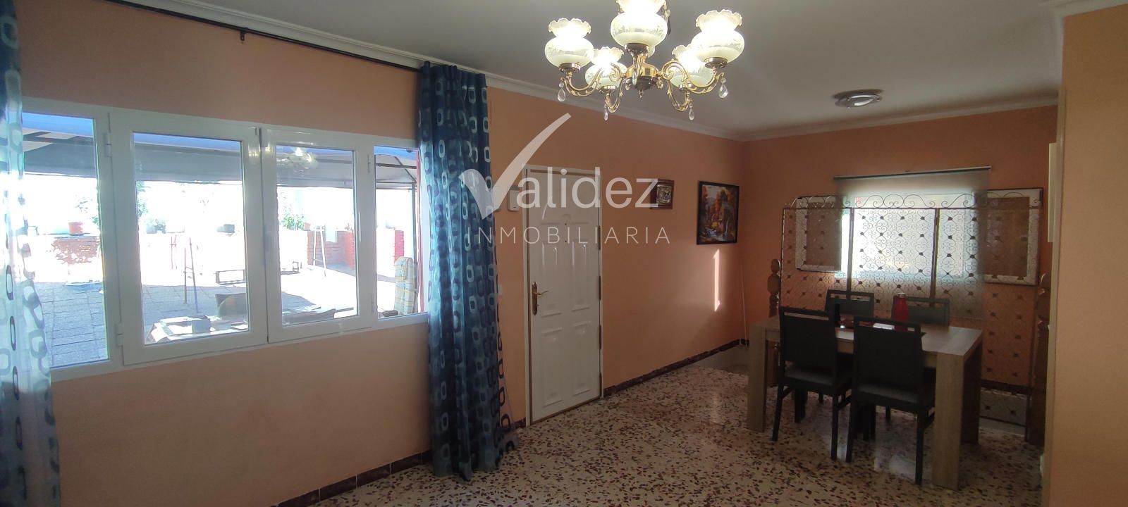 SALÓN - CHALET ÚNICO EN SANTA MARÍA DE LA ALAMEDA – NATURALEZA, PRIVACIDAD Y TRANQUILIDAD