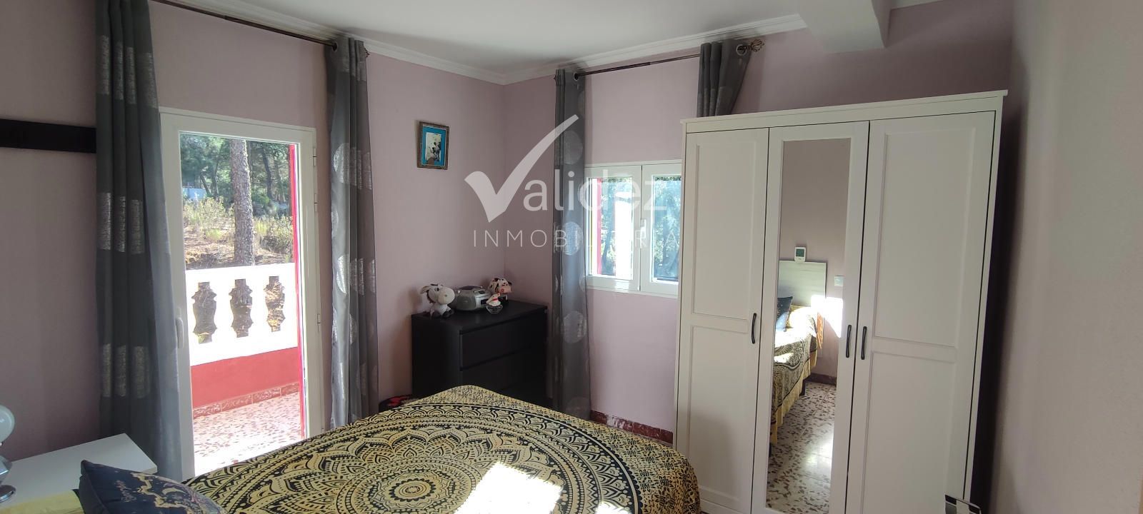 HABITACIÓN - CHALET ÚNICO EN SANTA MARÍA DE LA ALAMEDA – NATURALEZA, PRIVACIDAD Y TRANQUILIDAD