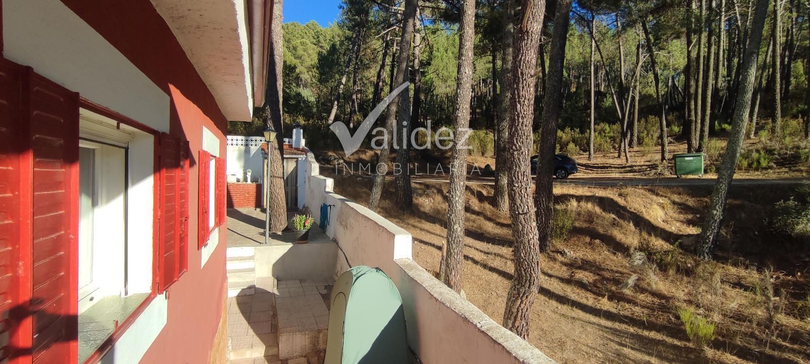 VISTAS - CHALET ÚNICO EN SANTA MARÍA DE LA ALAMEDA – NATURALEZA, PRIVACIDAD Y TRANQUILIDAD