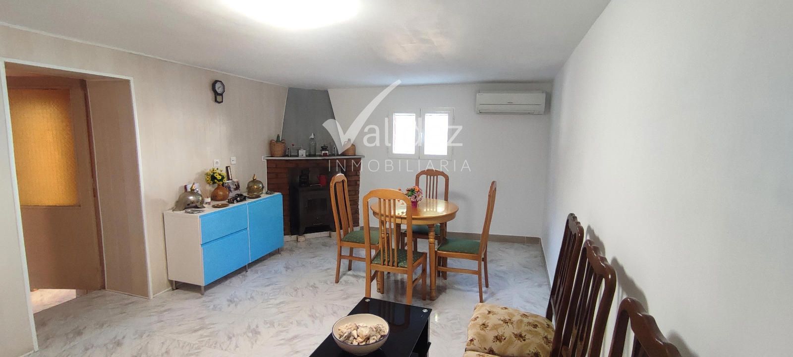 SALÓN - CHALET ÚNICO EN SANTA MARÍA DE LA ALAMEDA – NATURALEZA, PRIVACIDAD Y TRANQUILIDAD