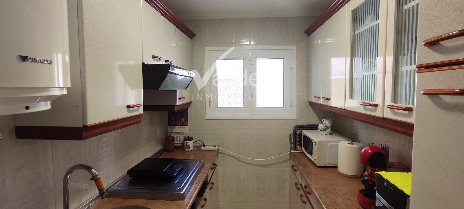 COCINA - CHALET ÚNICO EN SANTA MARÍA DE LA ALAMEDA – NATURALEZA, PRIVACIDAD Y TRANQUILIDAD