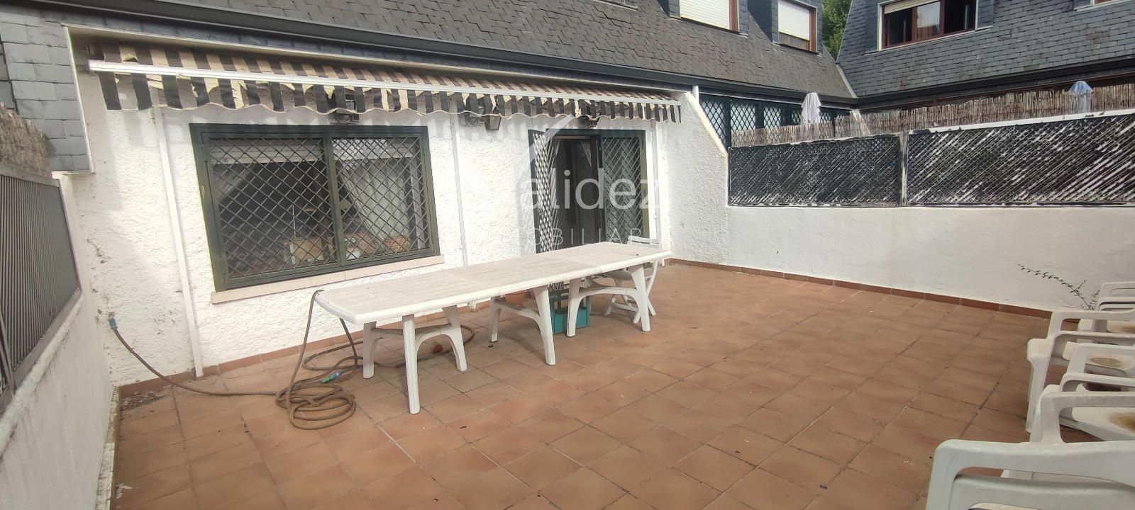 TERRAZA - Adosado en Urbanización con piscina en El Escorial