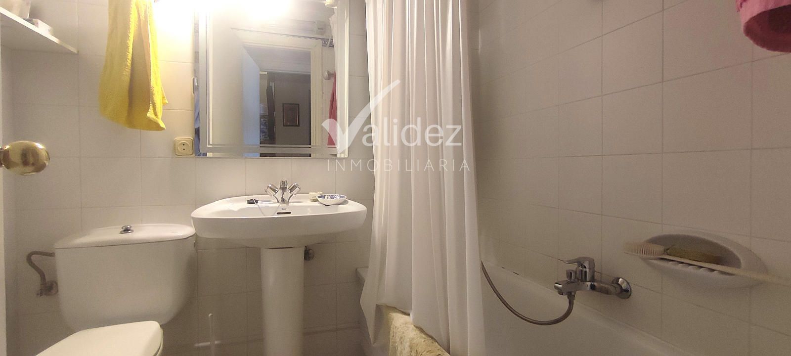 BAÑO - Adosado en Urbanización con piscina en El Escorial