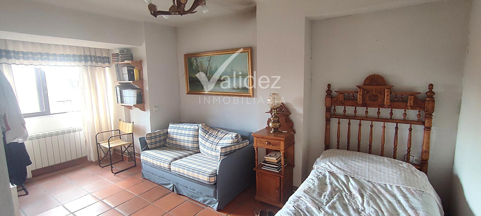 HABITACIÓN - Adosado en Urbanización con piscina en El Escorial