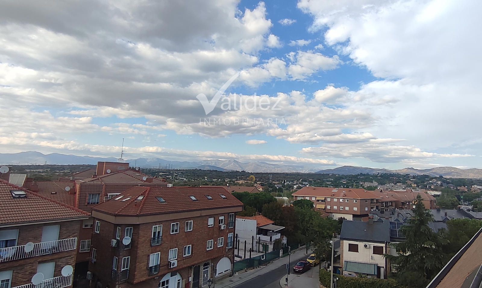 VISTAS - Urbanización Parque Sol  Ático en venta en Galapagar | 2 dormitorios | 74 m² | Piscina