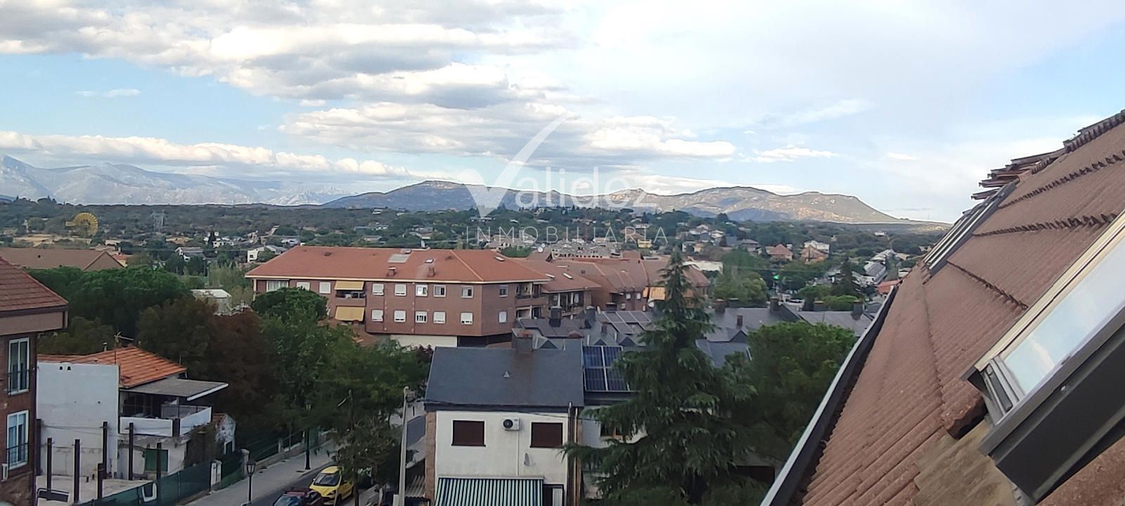 VISTAS - Urbanización Parque Sol  Ático en venta en Galapagar | 2 dormitorios | 74 m² | Piscina