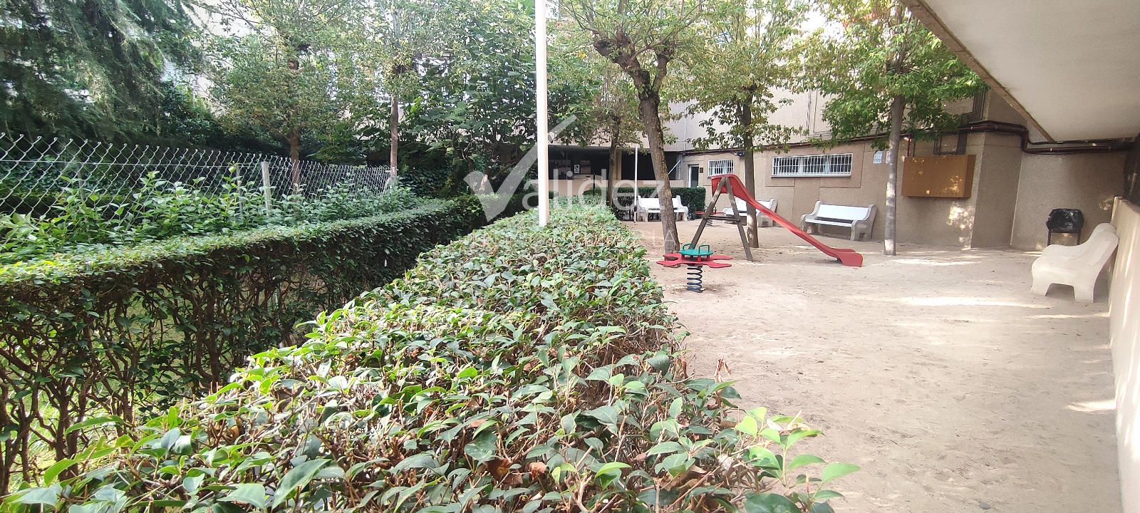ZONA INFANTIL - Urbanización Parque Sol  Ático en venta en Galapagar | 2 dormitorios | 74 m² | Piscina