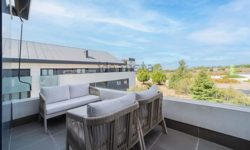 Ático en venta Boadilla Del Monte, Madrid. Ref: 1041. Vanderbil Homes