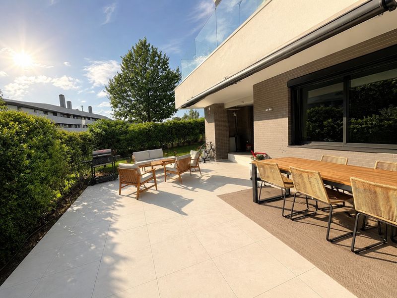 Piso en venta Boadilla Del Monte, Madrid. Ref: 1070. Vanderbil Homes