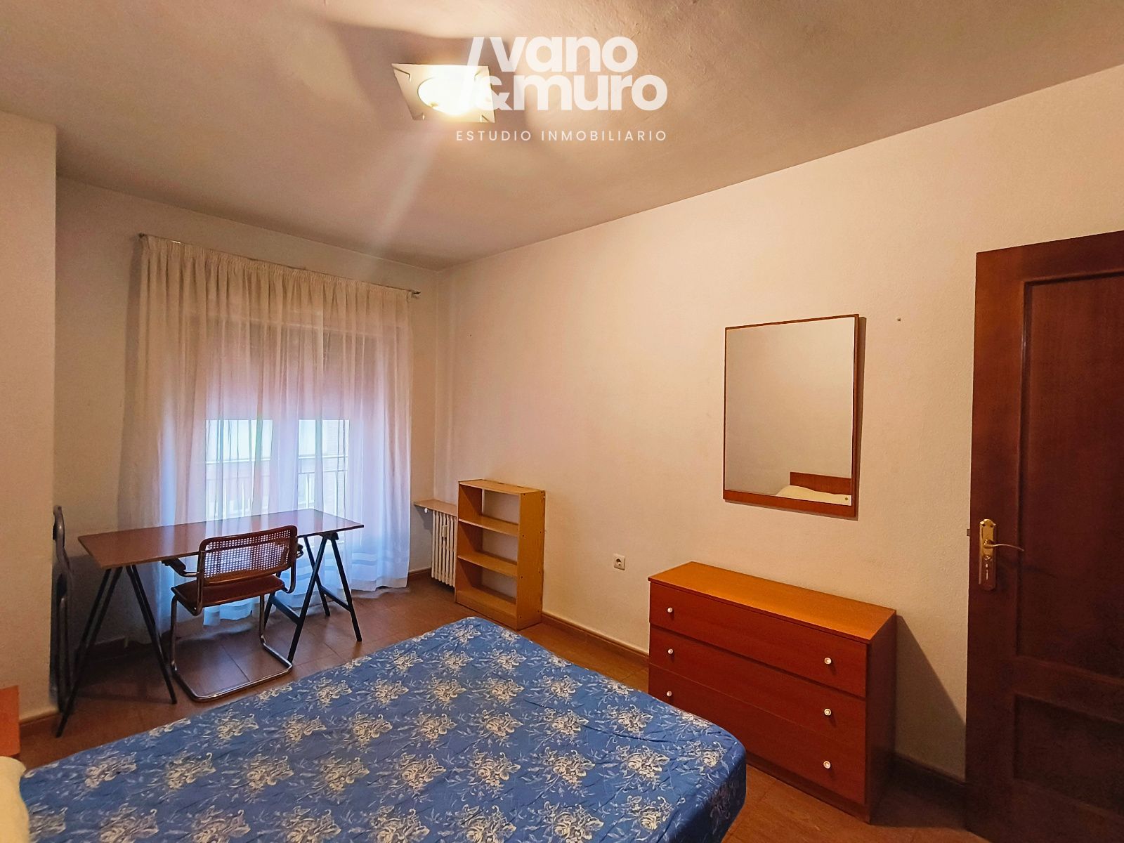 habitacion en salamanca ·  240€