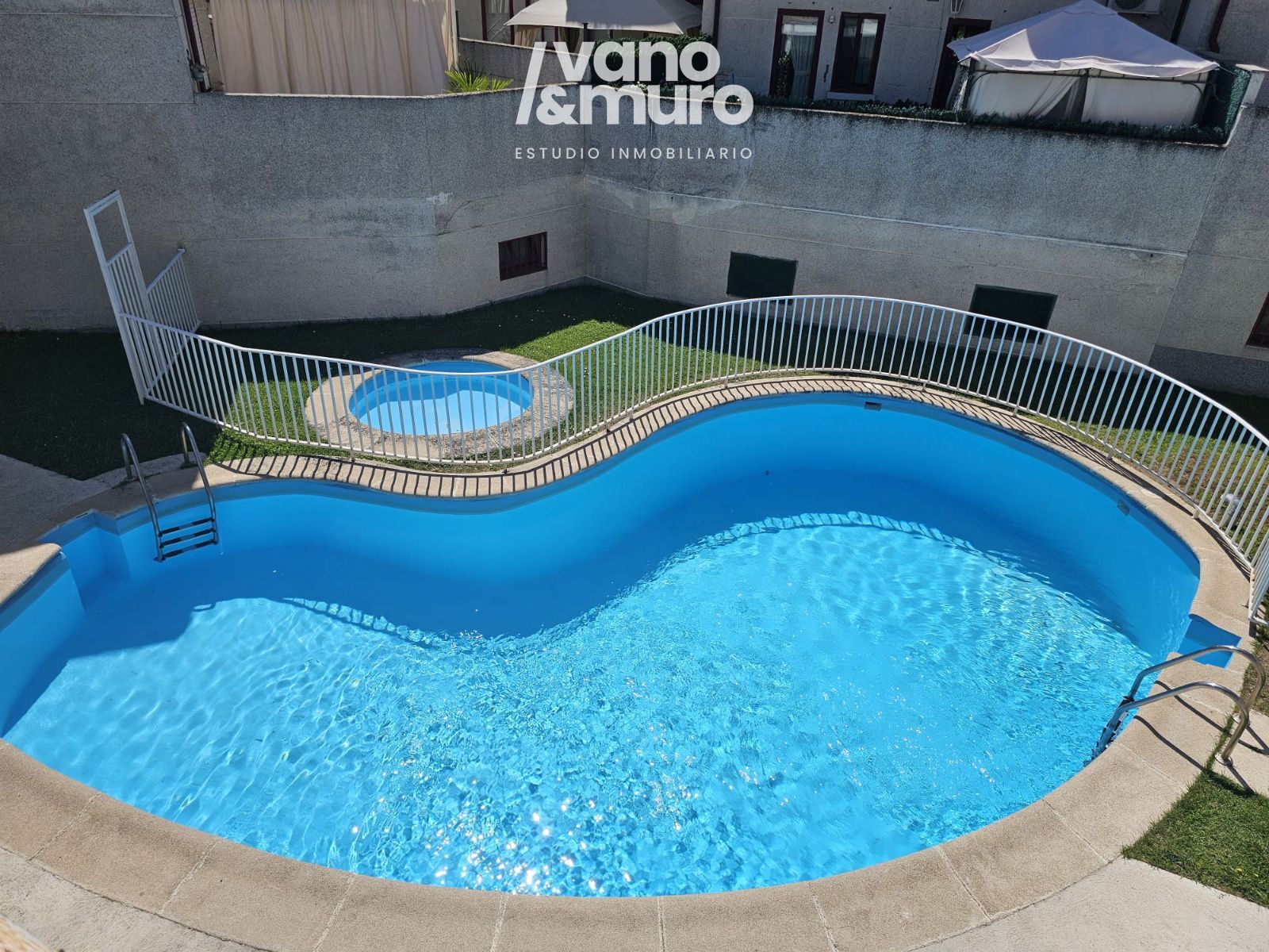 chalet en villares-de-la-reina ·  250000€