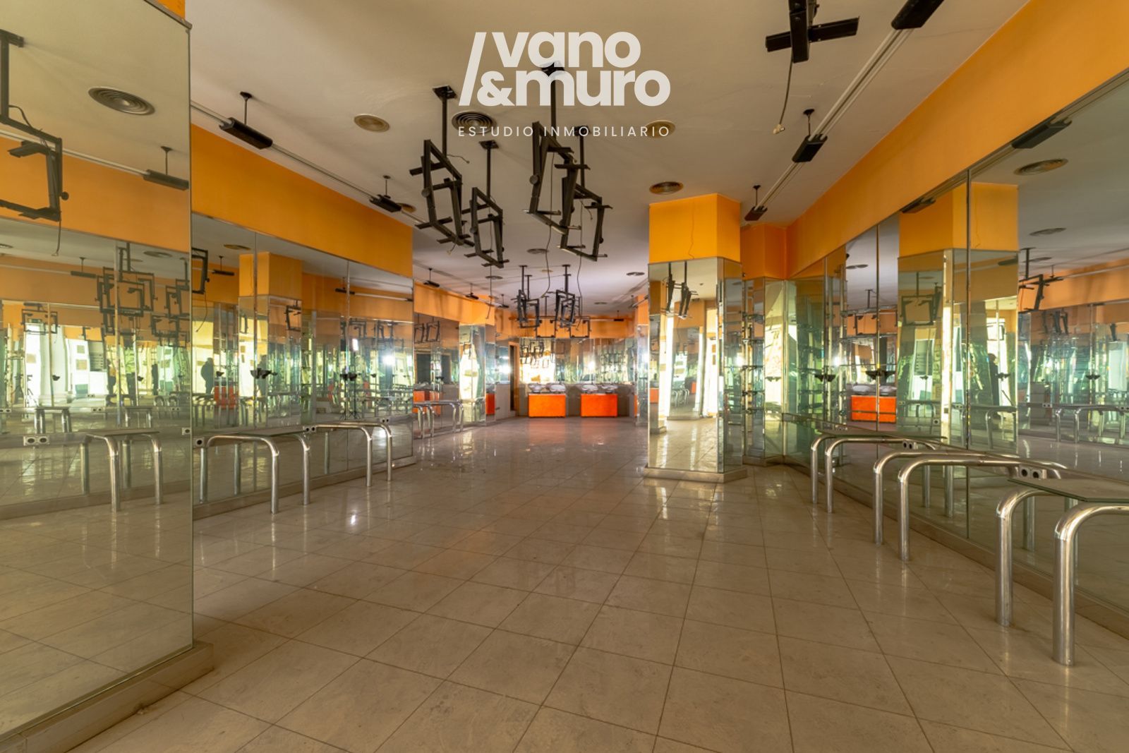 locales-comerciales en salamanca ·  680000€