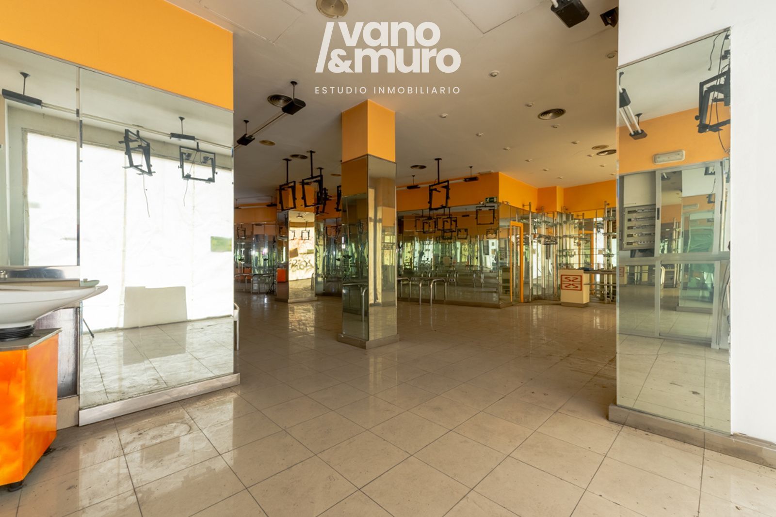 locales-comerciales en salamanca ·  680000€