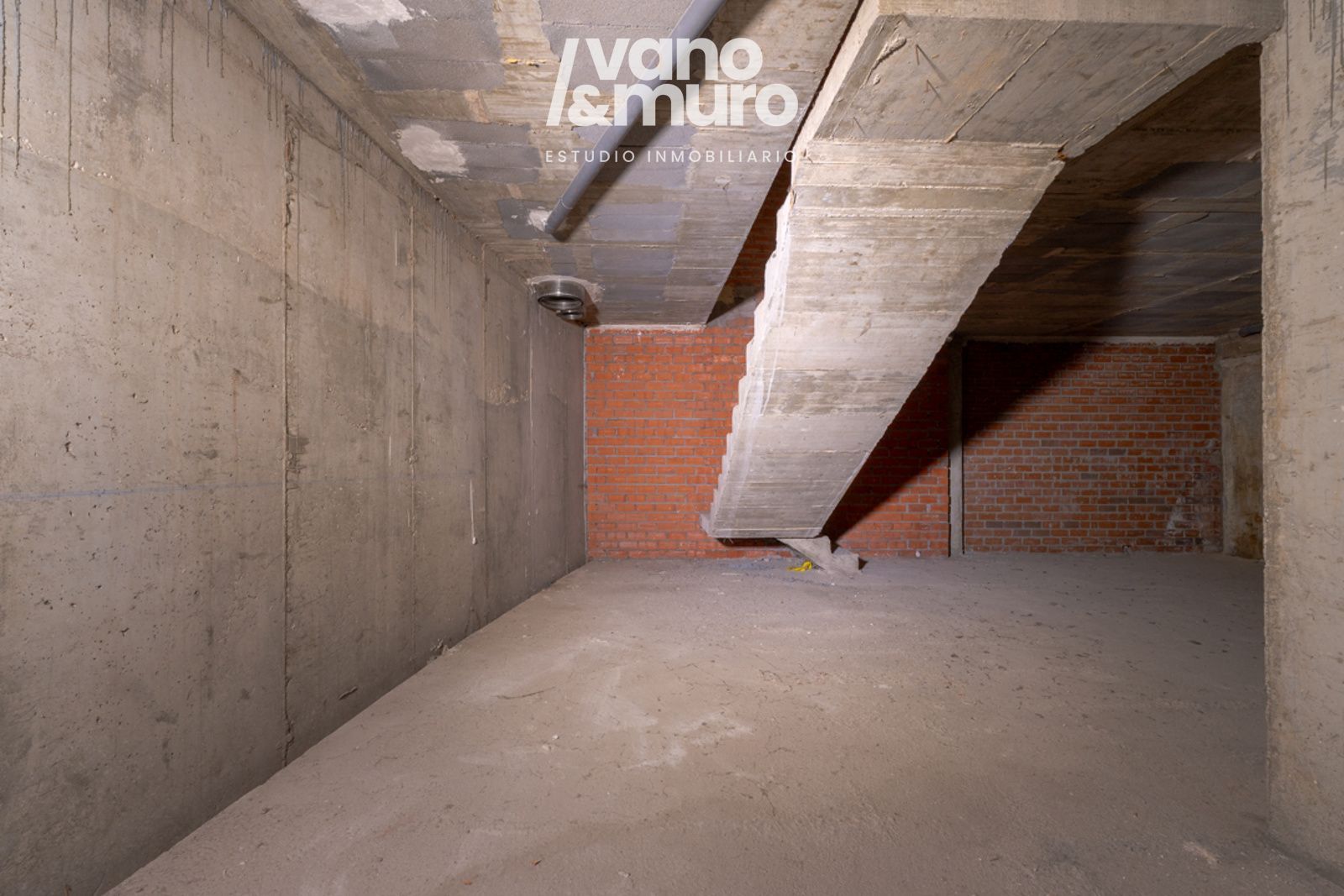 locales-comerciales en salamanca ·  1100000€