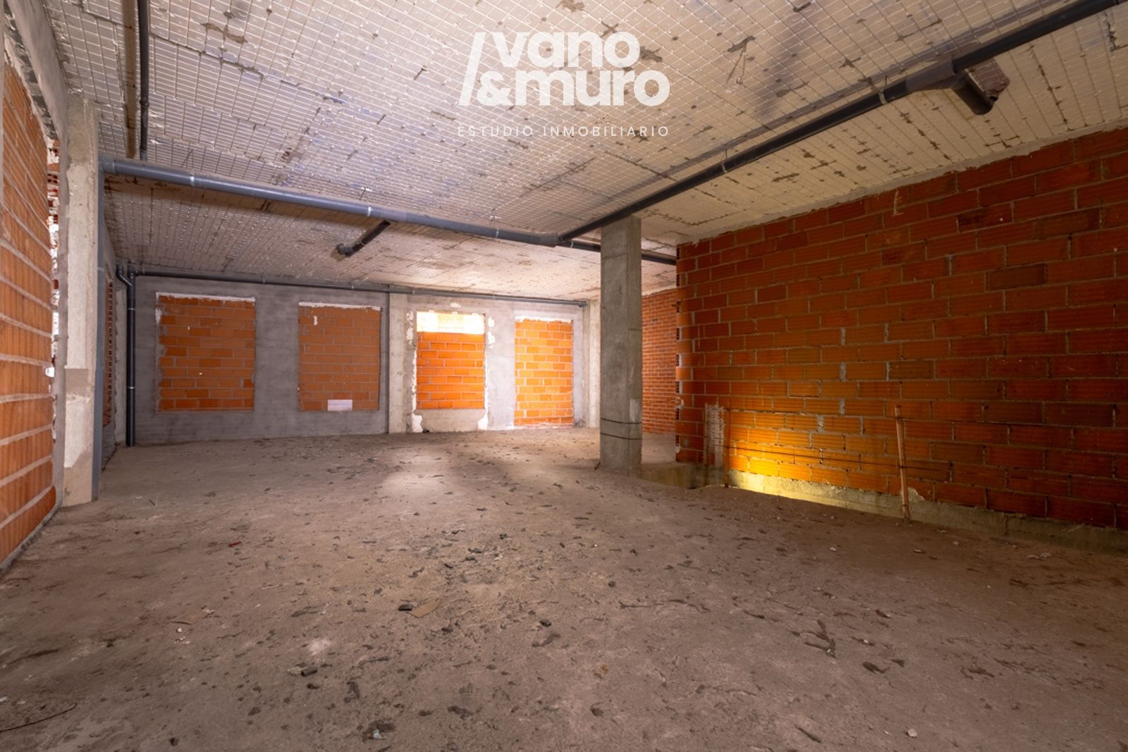 locales-comerciales en salamanca ·  1100000€