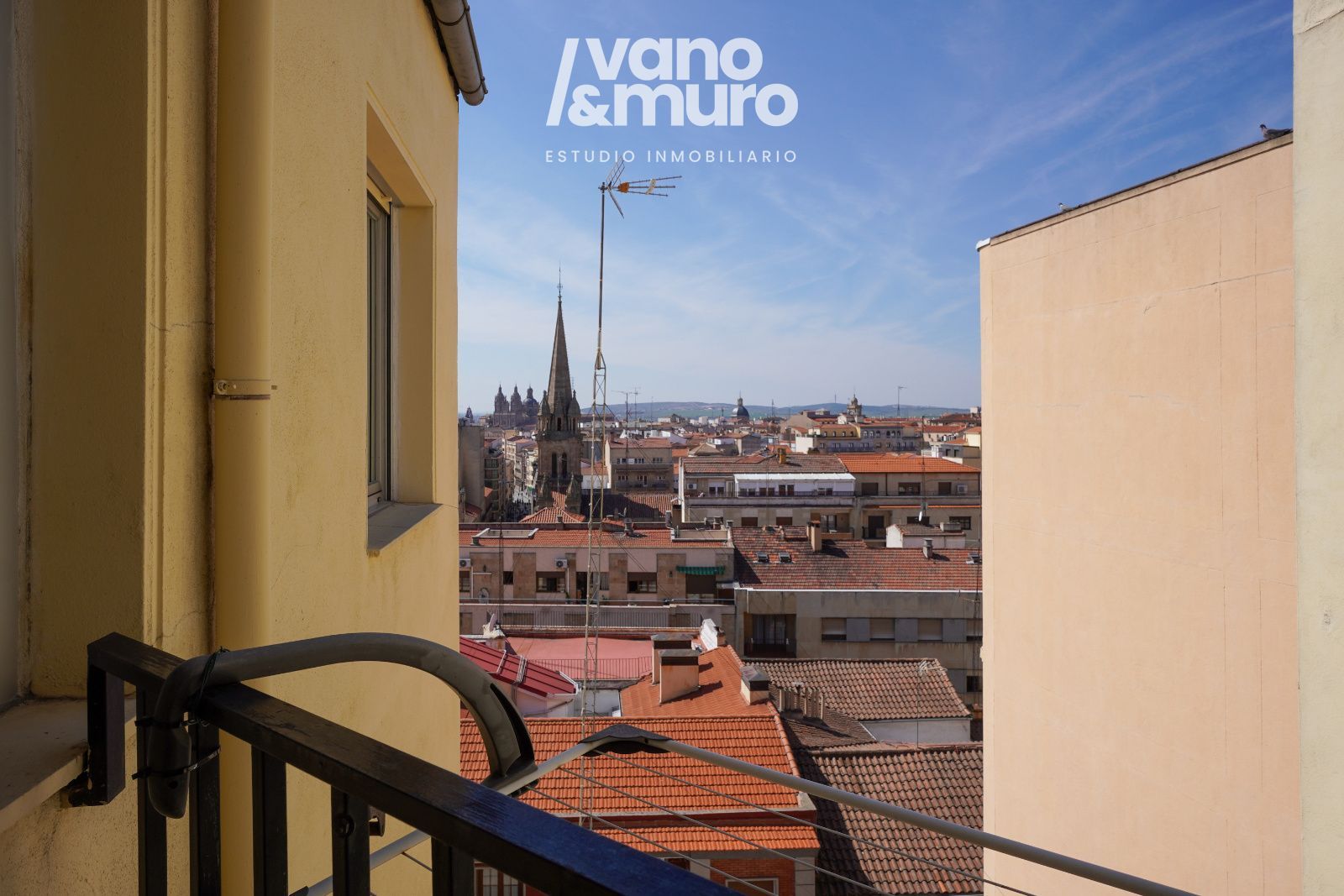 pisos en salamanca ·  900€