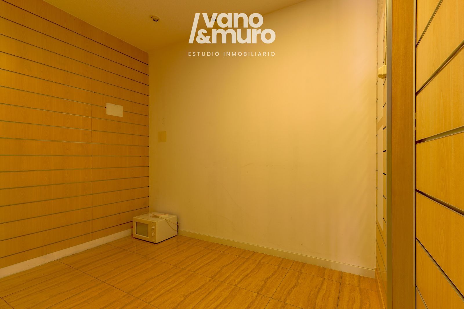 locales-comerciales en salamanca ·  1400€