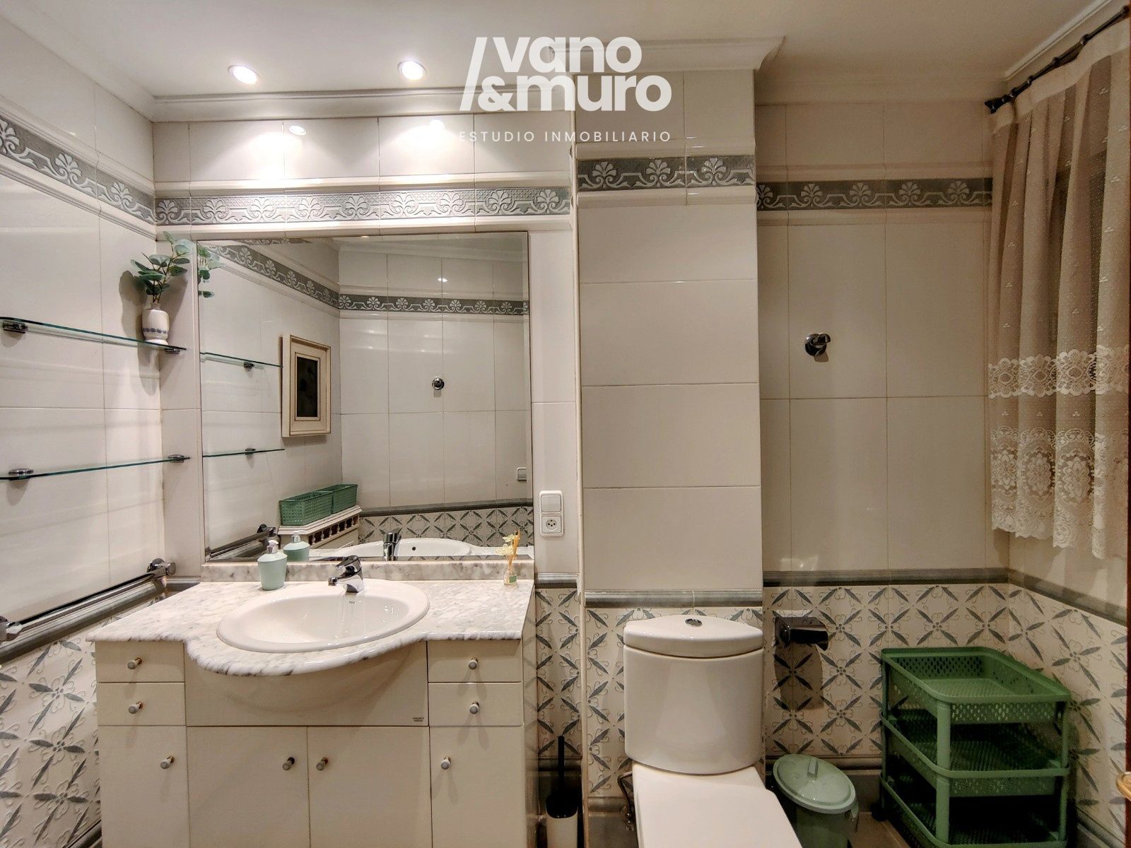 habitacion en salamanca ·  335€