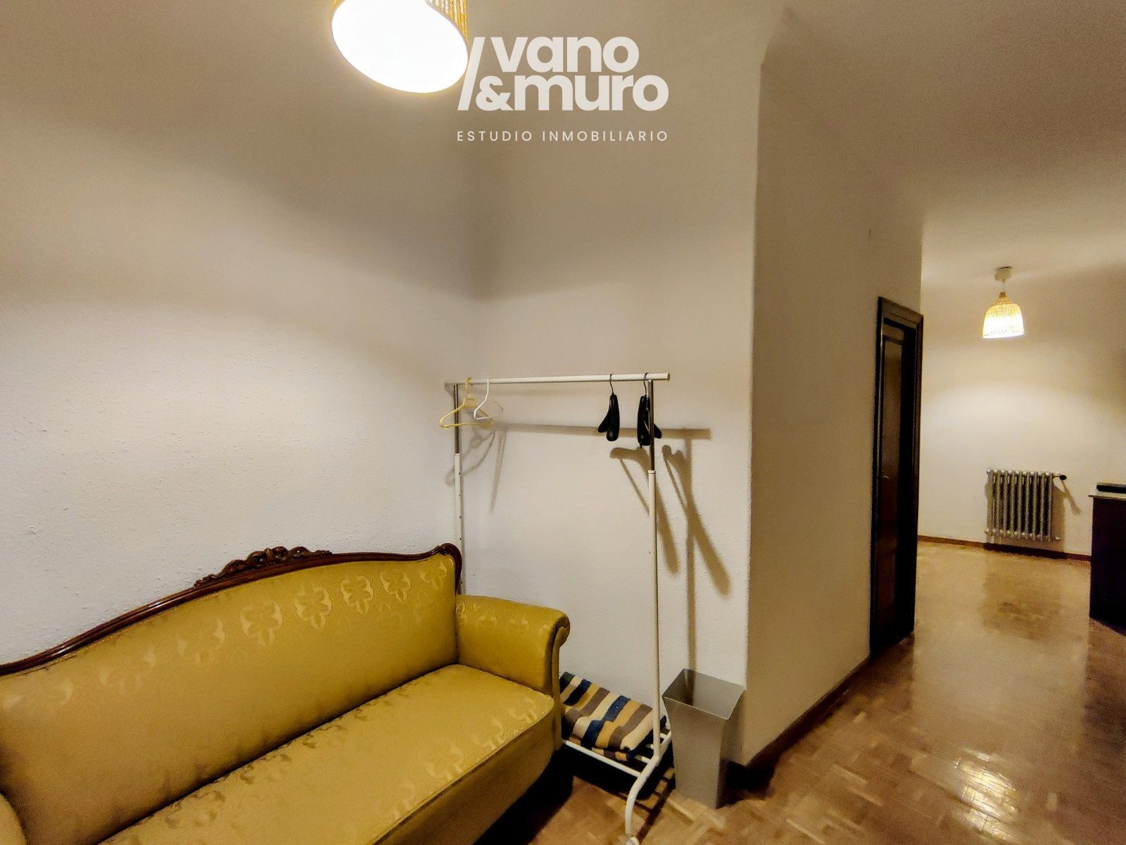 habitacion en salamanca ·  335€