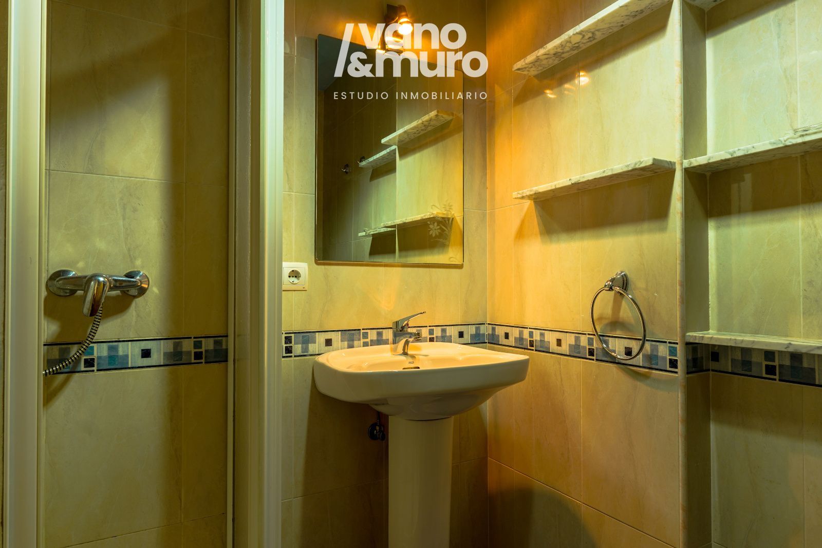 pisos en salamanca ·  950€