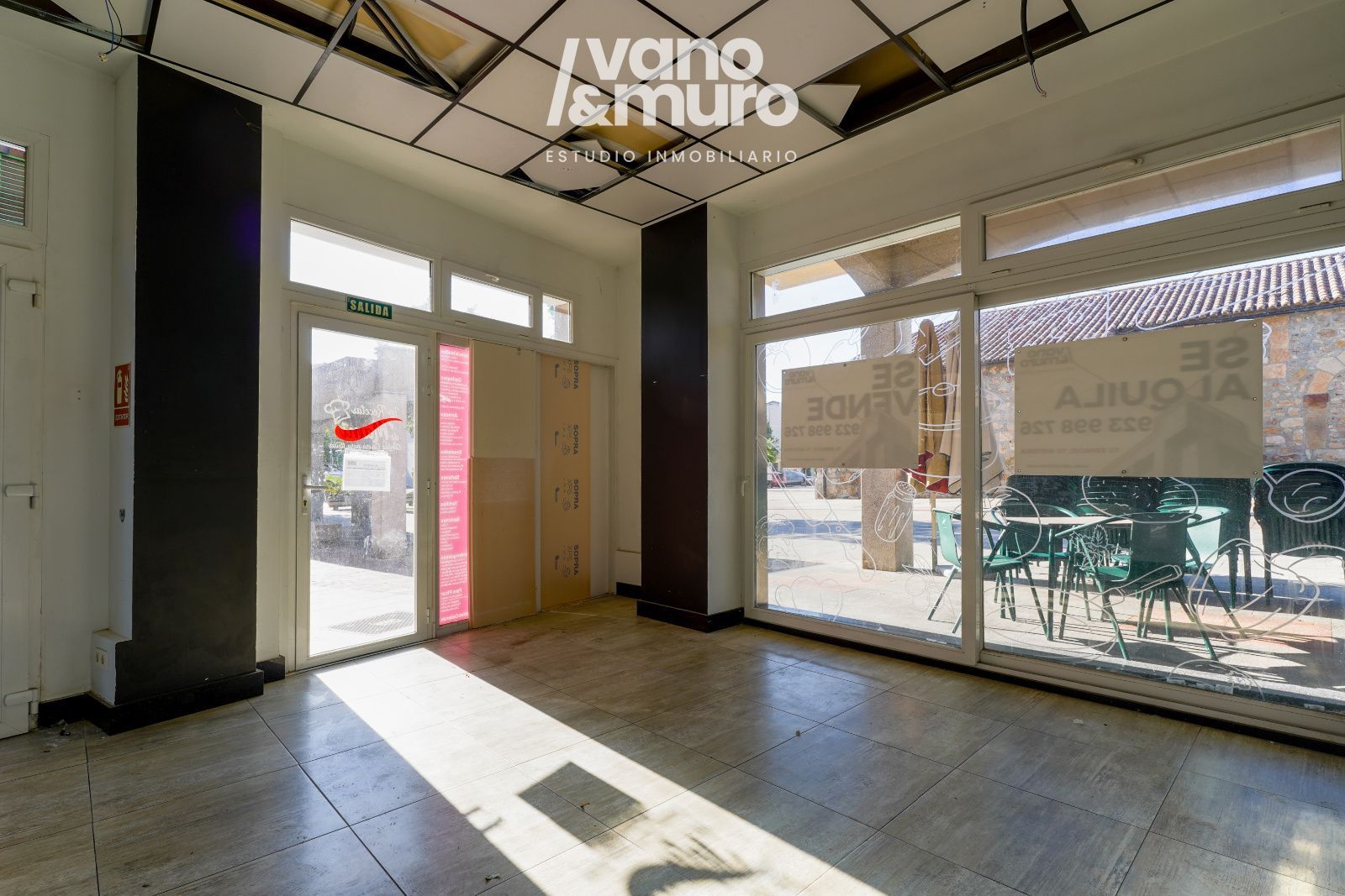 locales-comerciales en carbajosa-de-la-sagrada ·  180000€