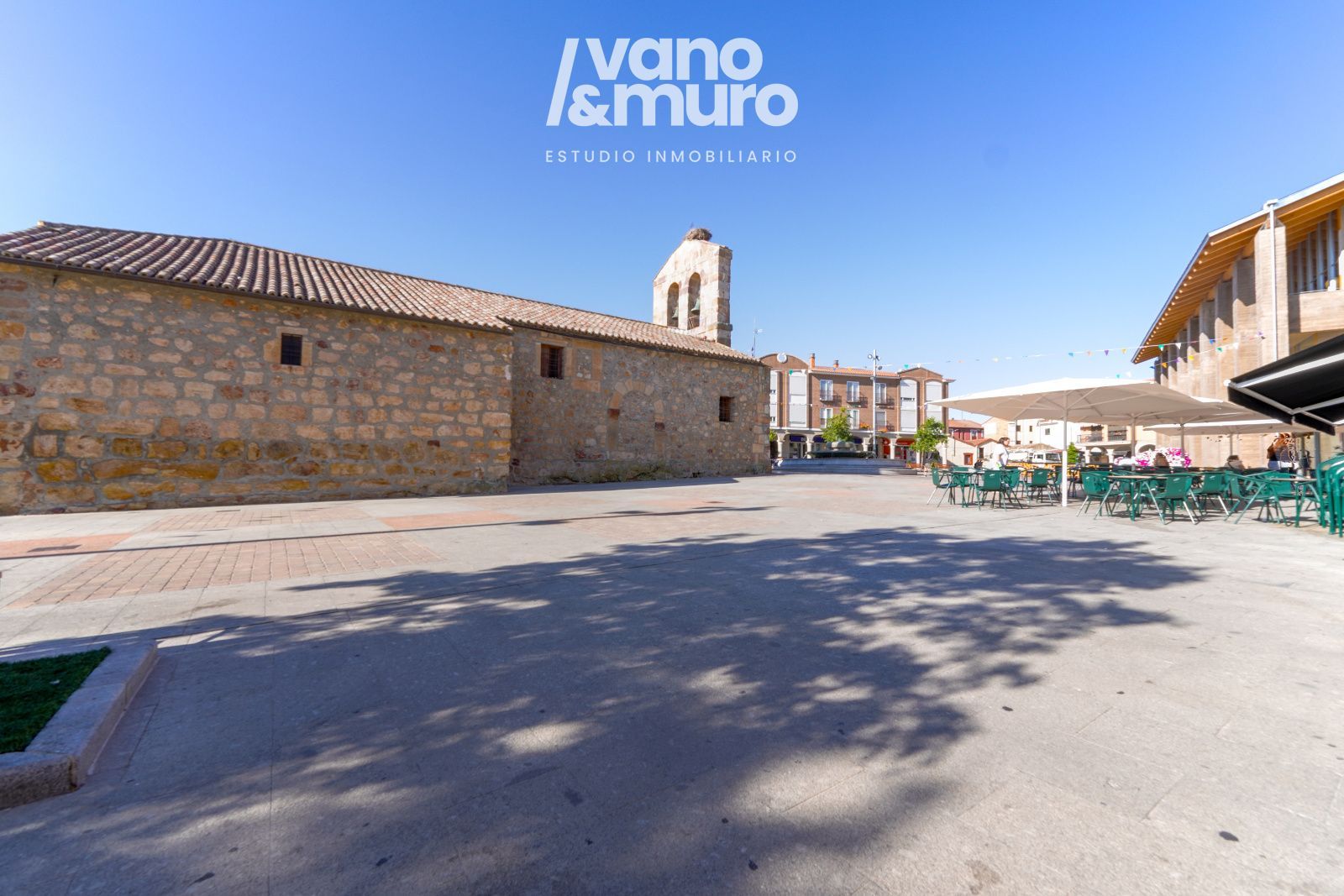 locales-comerciales en carbajosa-de-la-sagrada ·  180000€