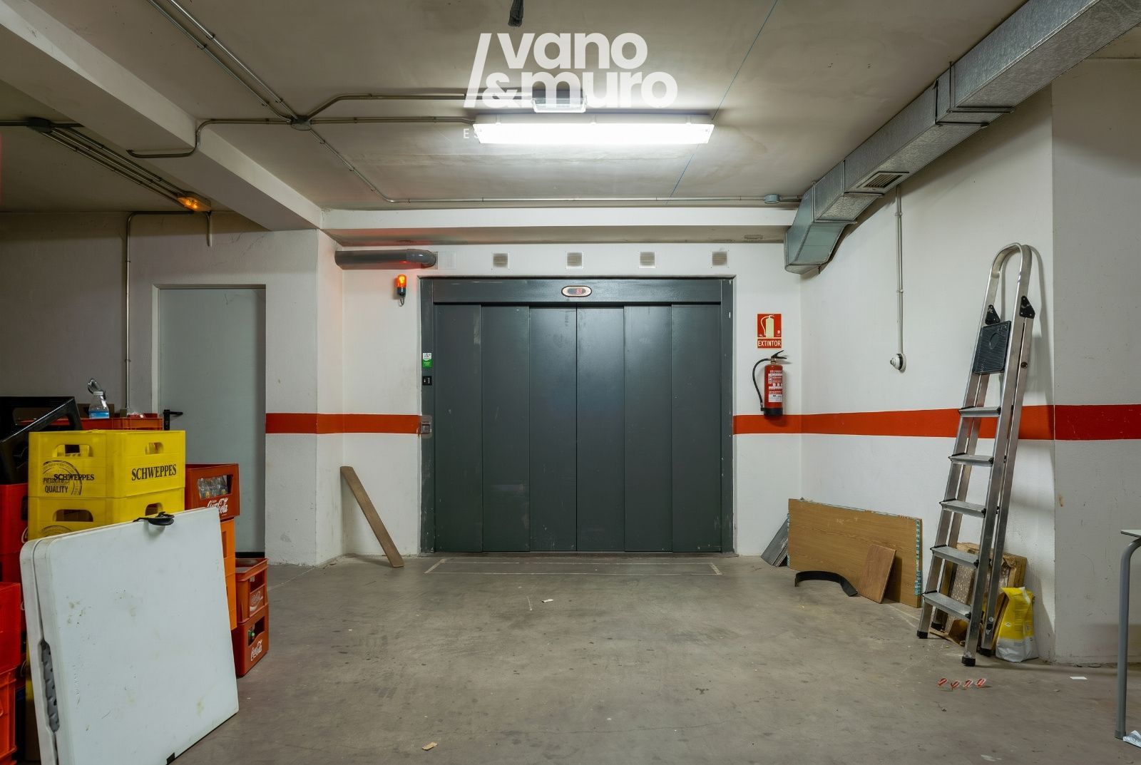 locales-comerciales en carbajosa-de-la-sagrada ·  180000€