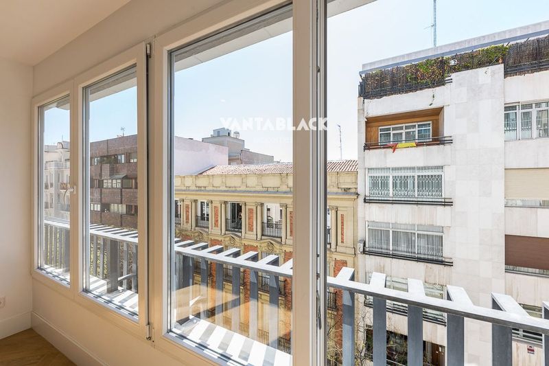 Piso en venta Madrid. Ref: 1338. Vantablack Properties