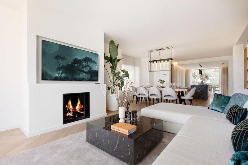 Chalet Independiente en venta Marbella, Málaga. Ref: 1039. Velian Group