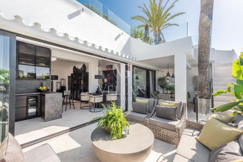 Adosado en venta Marbella, Málaga. Ref: 1075. Velian Group