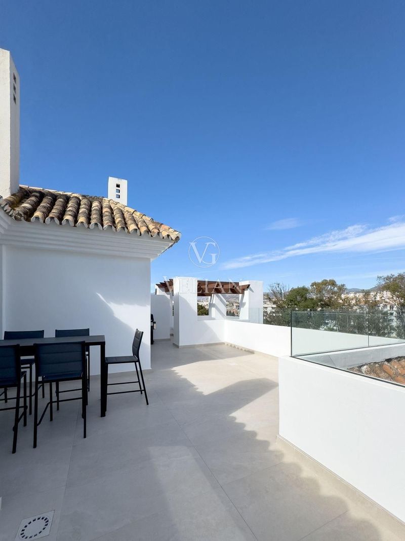 Ático en venta Marbella, Málaga. Ref: 1076. Velian Group