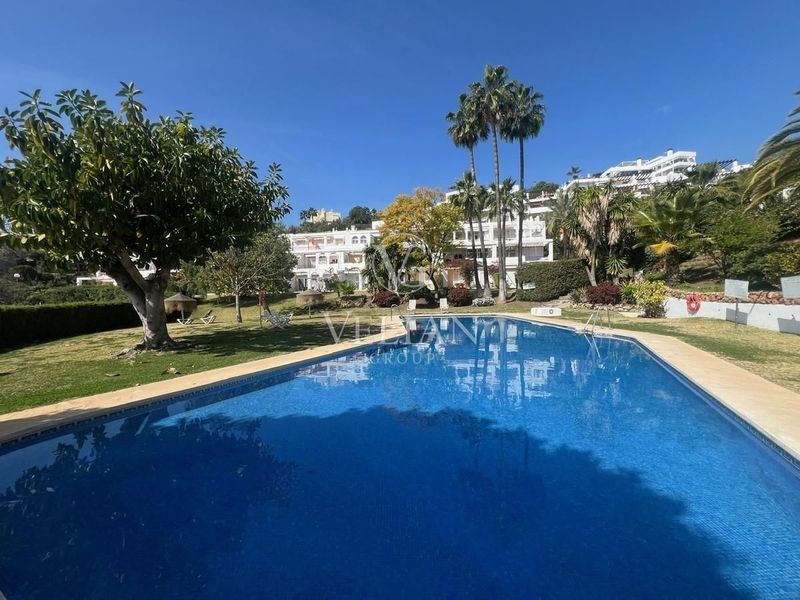 Chalet Independiente en venta Benahavis, Málaga. Ref: 1102. Velian Group