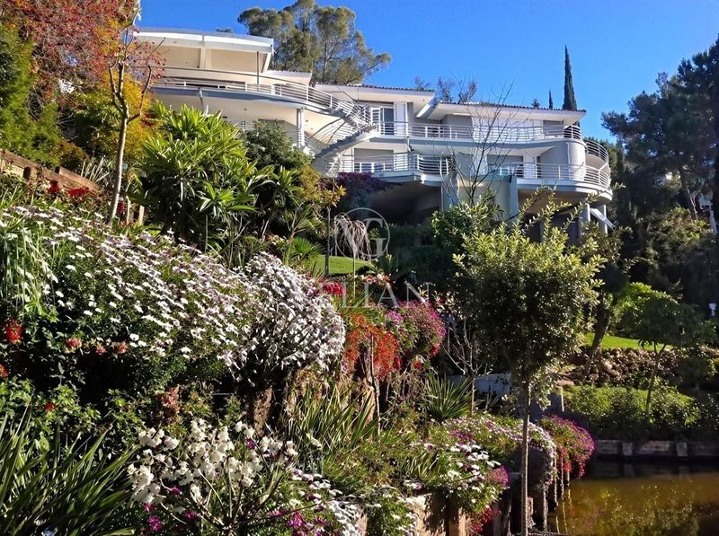 Chalet Independiente en venta Benahavis, Málaga. Ref: 1314. Velian Group