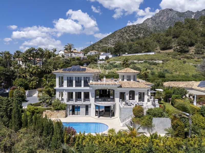 Chalet Independiente en venta Marbella, Málaga. Ref: 1991. Velian Group