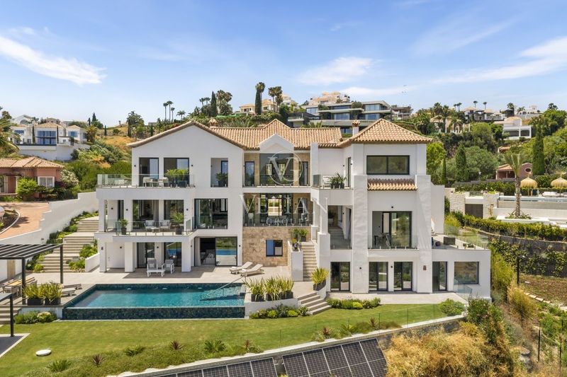 Chalet Independiente en venta Benahavis, Málaga. Ref: 1996. Velian Group