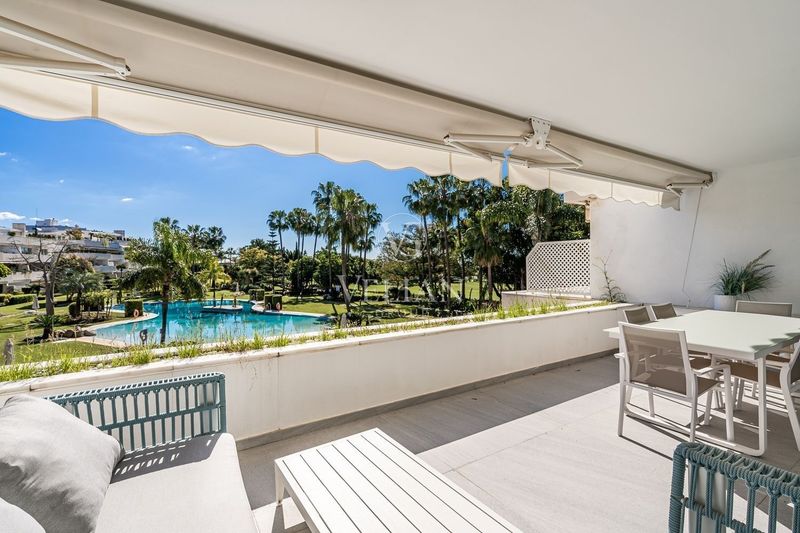 Piso en venta Marbella, Málaga. Ref: 2018. Velian Group