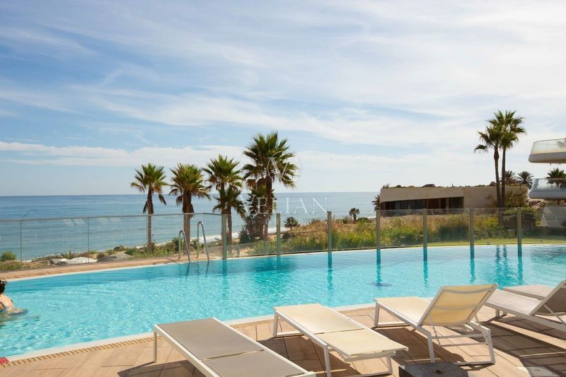 Piso en venta Estepona, Málaga. Ref: 2031. Velian Group